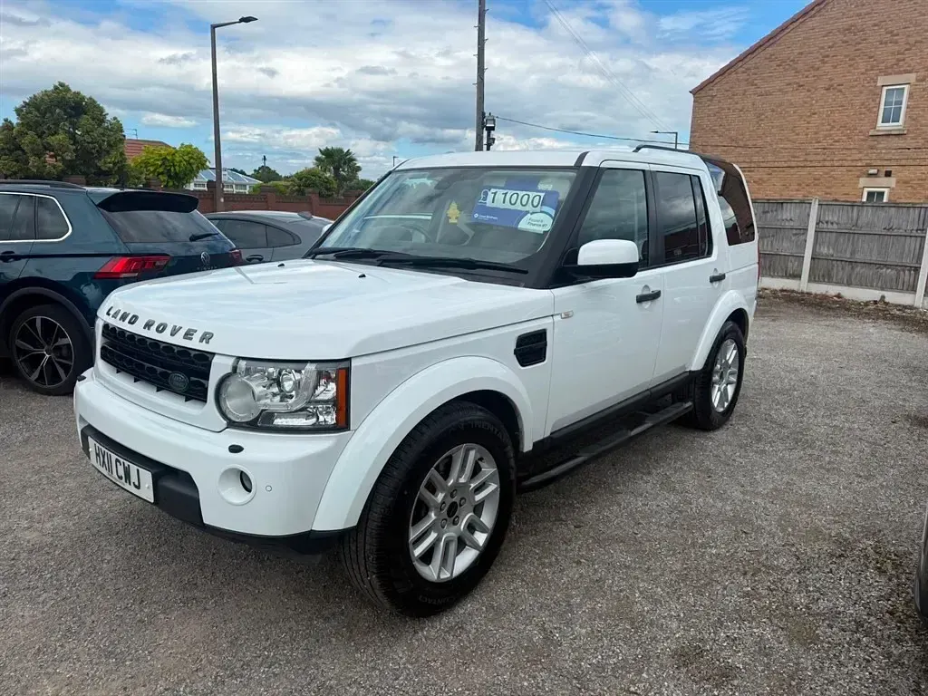 Used Land Rover Discovery 4 HSE 2011 White SUV