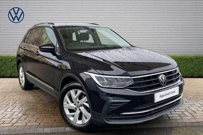 Used VW Tiguan Life 150 HP (110 kW) 2022 Black SUV