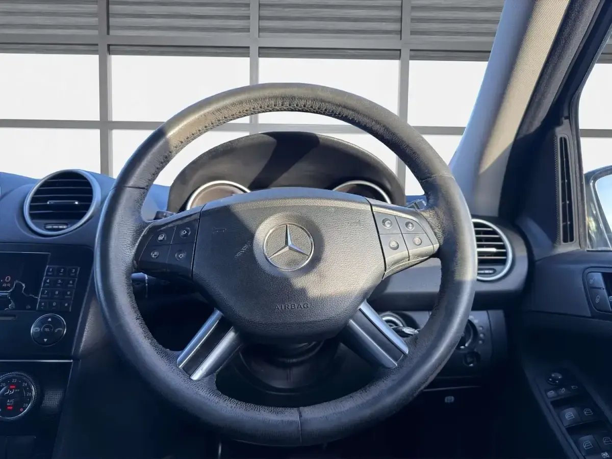 Used Mercedes ML280 Edition 190 HP (139 kW) 2007 Black SUV