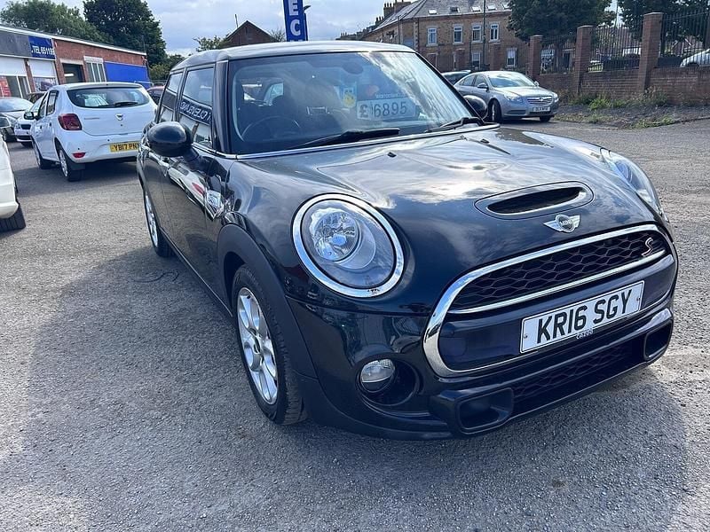 Black Used 2016 Mini Cooper SD Hatch Hatchback | £6,895 (Good price) - Image 1/4