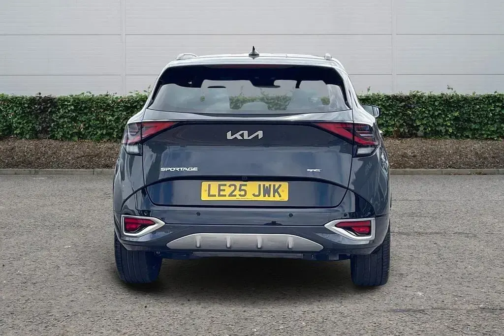 Used Kia Sportage GT-Line 136 HP (100 kW) 2025 Grey SUV