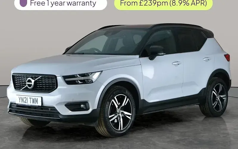 Used Volvo XC40 R-Design 163 HP (119 kW) 2021 SUV