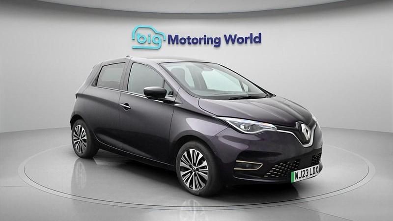 Used Renault Zoe Techno 98 kW (134 HP) 2023 Hatchback