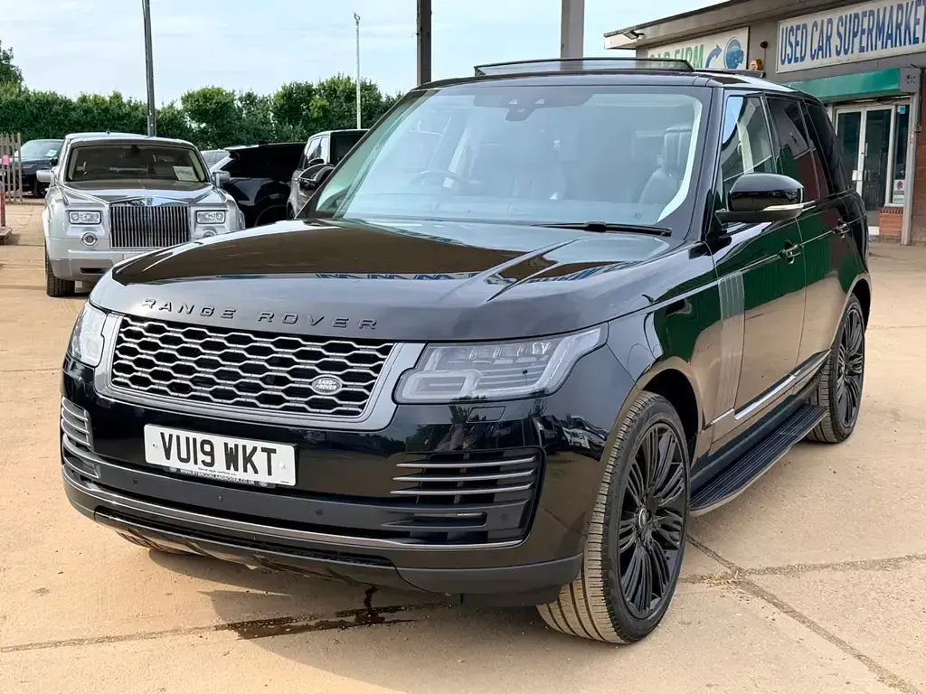 Used Land Rover Range Rover Autobiography 339 HP (249 kW) 2019 Black SUV