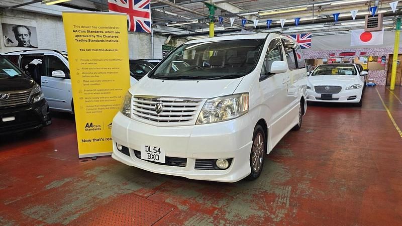 Usado Toyota Alphard 2020 Branco Monovolume