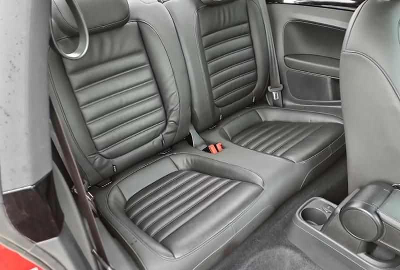 Used VW Beetle Sportline 150 HP (110 kW) 2016 Red Hatchback