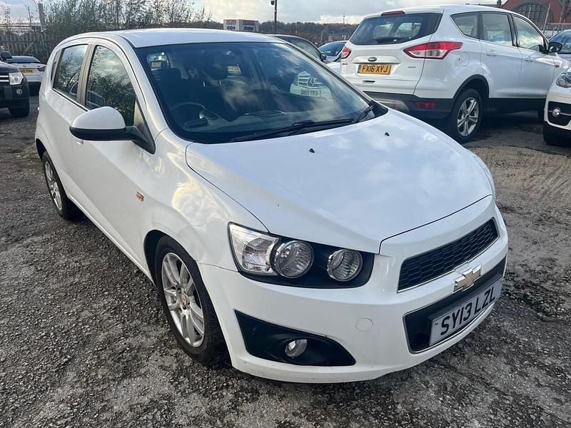 White Used 2013 Chevrolet Aveo LTZ Hatchback | £2,500 (Super price) - Image 1/4