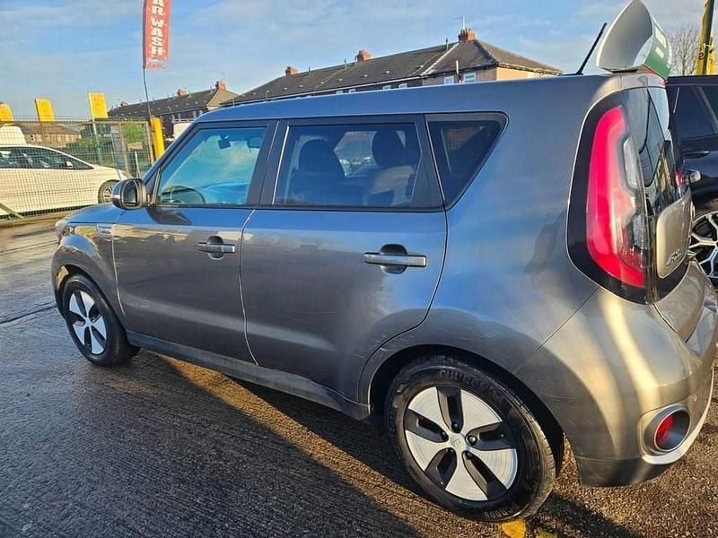 Used Kia Soul 80 kW (110 HP) 2015 Silver SUV