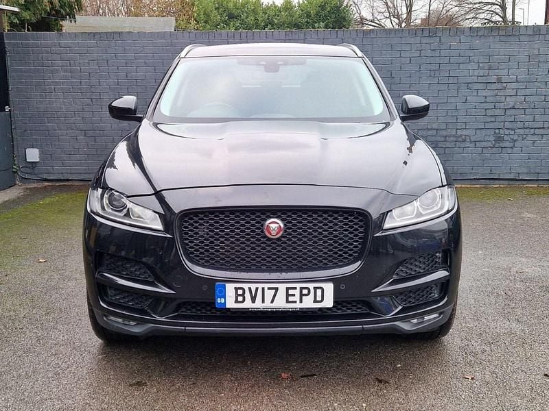 Used Jaguar F-Pace Prestige 163 HP (119 kW) 2017 Black SUV