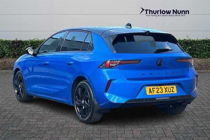 Used Vauxhall Astra S 130 HP (95 kW) 2023 Cobalt blue Hatchback