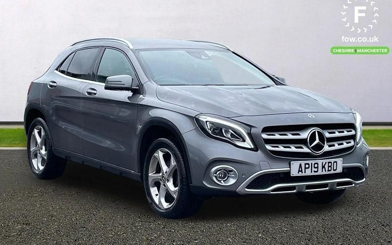Used Mercedes GLA200 Premium 156 HP (114 kW) 2019 Grey SUV