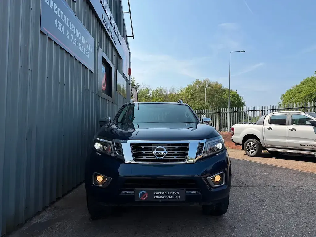 Used Nissan Navara Tekna 190 HP (139 kW) 2021 Blue Pickup