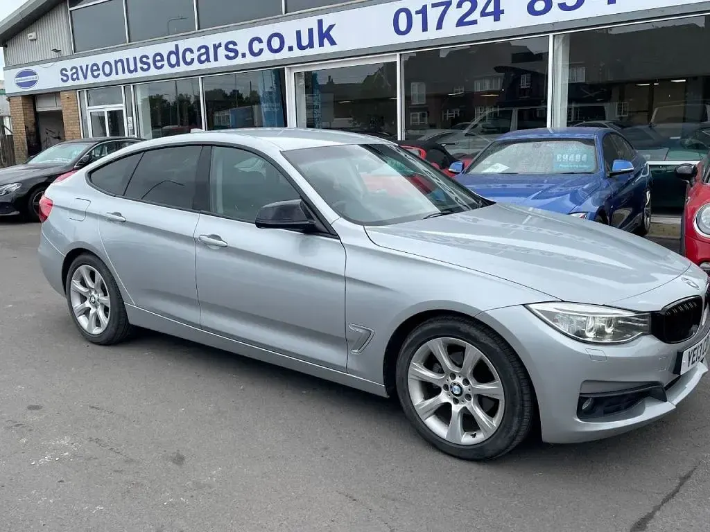 Używany BMW 320 Comfort Edition 2013 Srebrny Hatchback