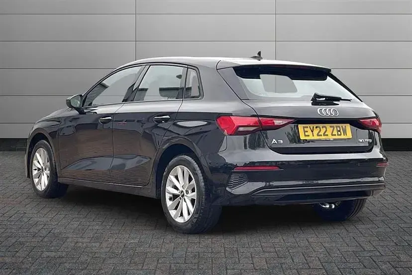 Used Audi A3 Advanced 110 HP (80 kW) 2022 Black Sedan