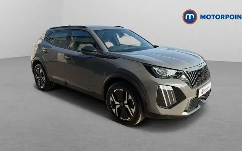 Used Peugeot 2008 Allure 101 HP (74 kW) 2024 SUV
