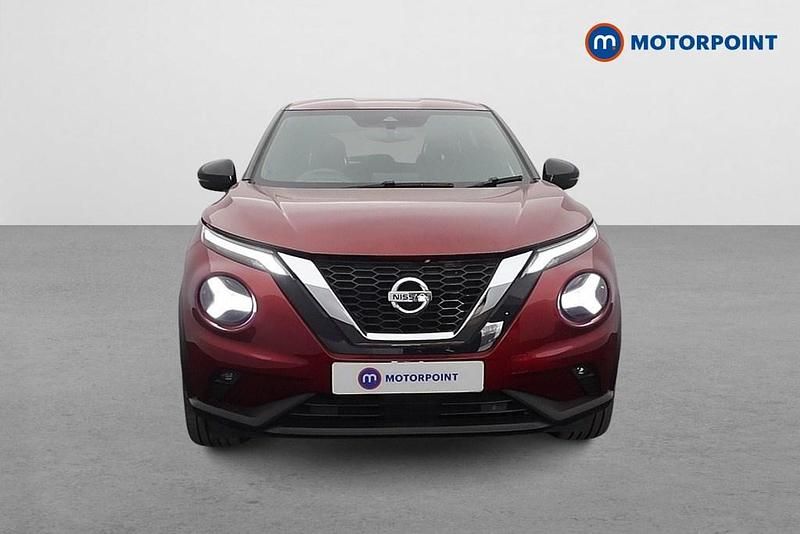 Used Nissan Juke Tekna 114 HP (83 kW) 2023 Red SUV