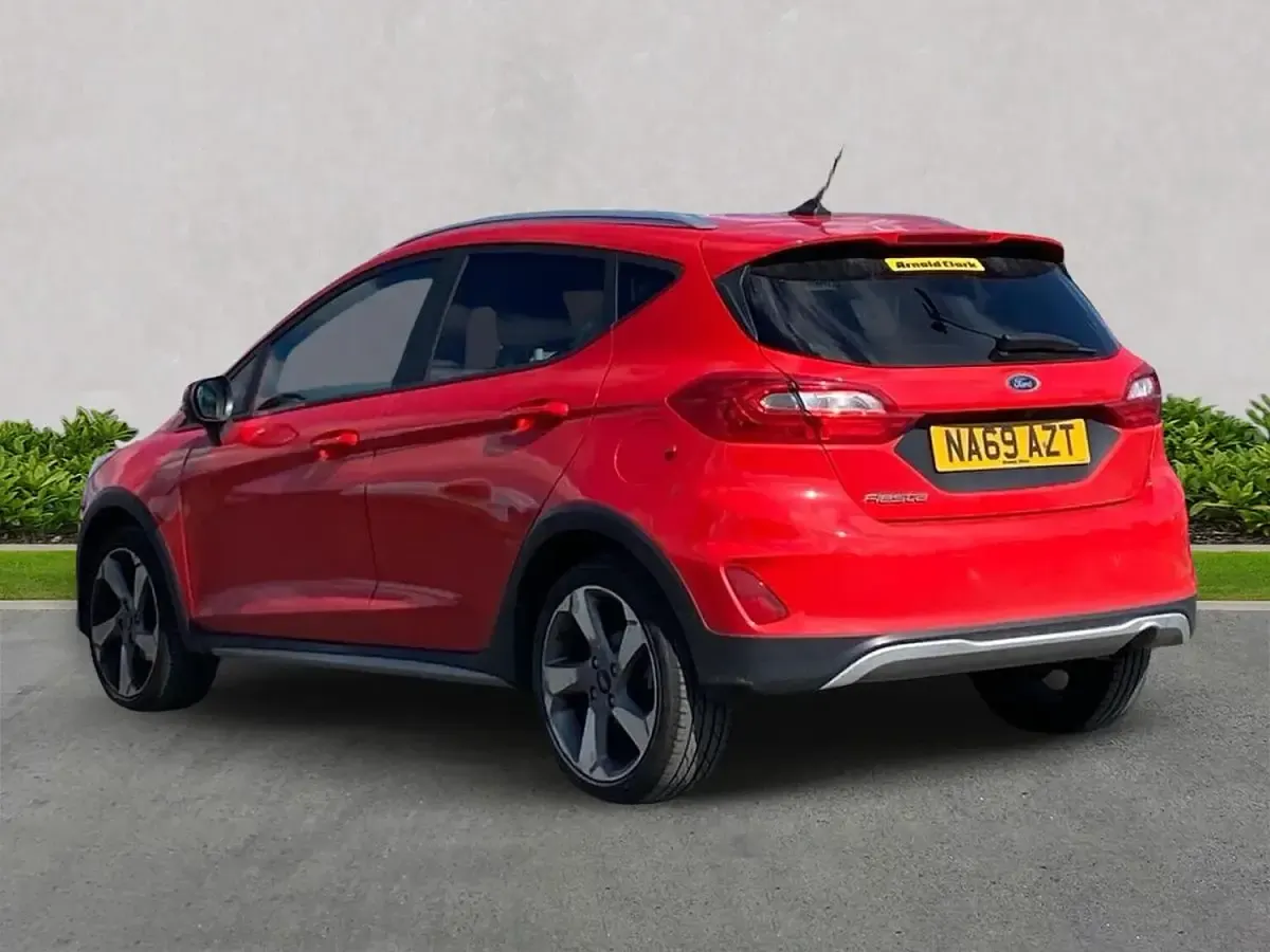 Used Ford Fiesta Active X 125 HP (91 kW) 2019 Red Hatchback