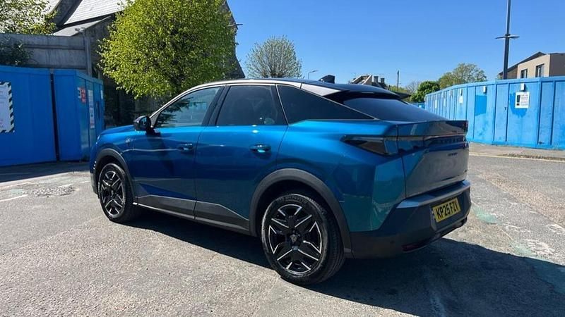 Second-hand Peugeot 3008 GT 134 CP (98 kW) 2025 Albastru SUV