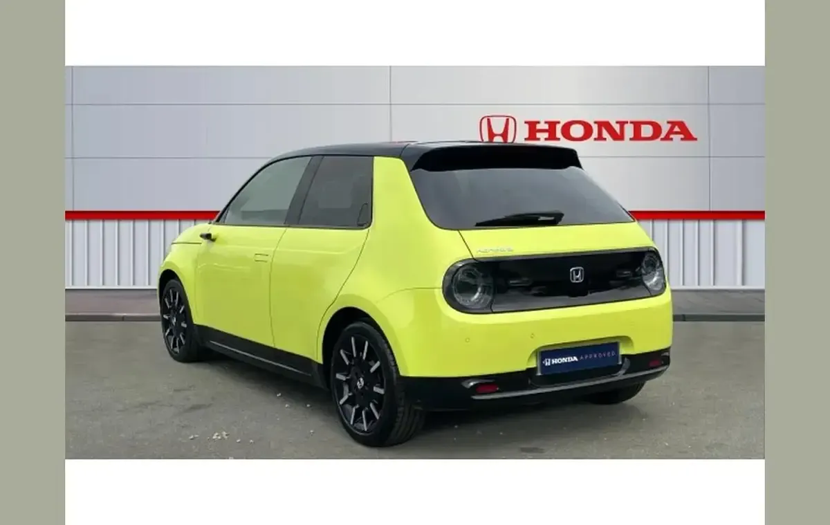 Used Honda e Advance 113 kW (154 HP) 2023 Yellow Hatchback