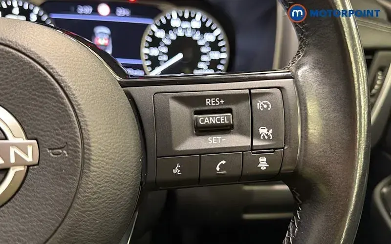 Used Nissan Qashqai Acenta Premium 140 HP (102 kW) 2023 Blue SUV