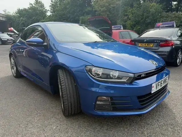 Used VW Scirocco R-line 180 HP (132 kW) 2016 Blue Coupe