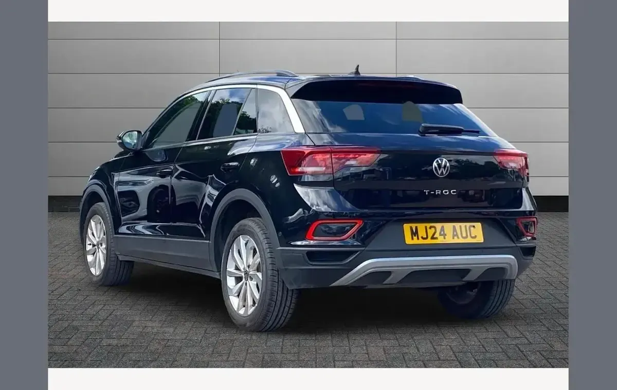 Used VW T-Roc Match 108 HP (79 kW) 2024 Black SUV