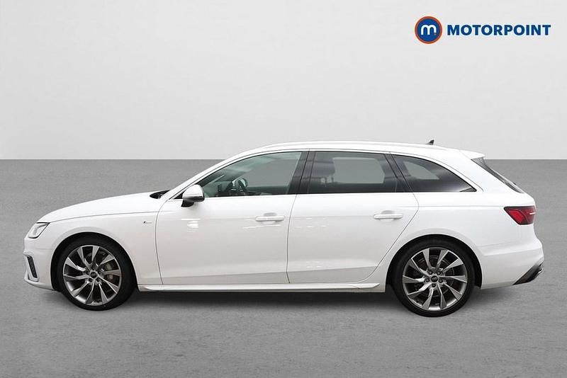 Used Audi A4 S-Line 204 HP (150 kW) 2024 White Estate