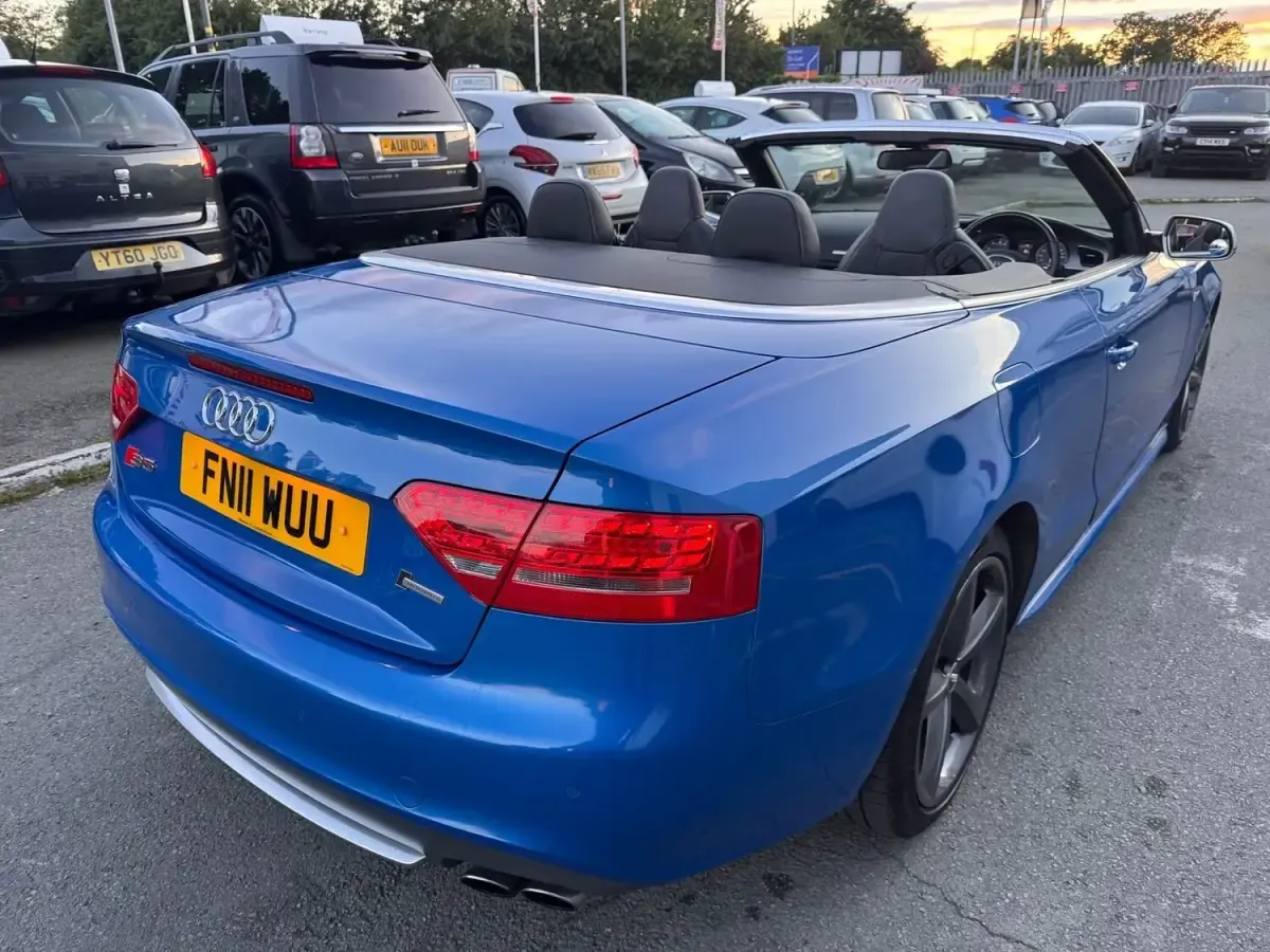 Used Audi A5 Cabriolet Comfort 272 HP (200 kW) 2011 Blue Cabriolet