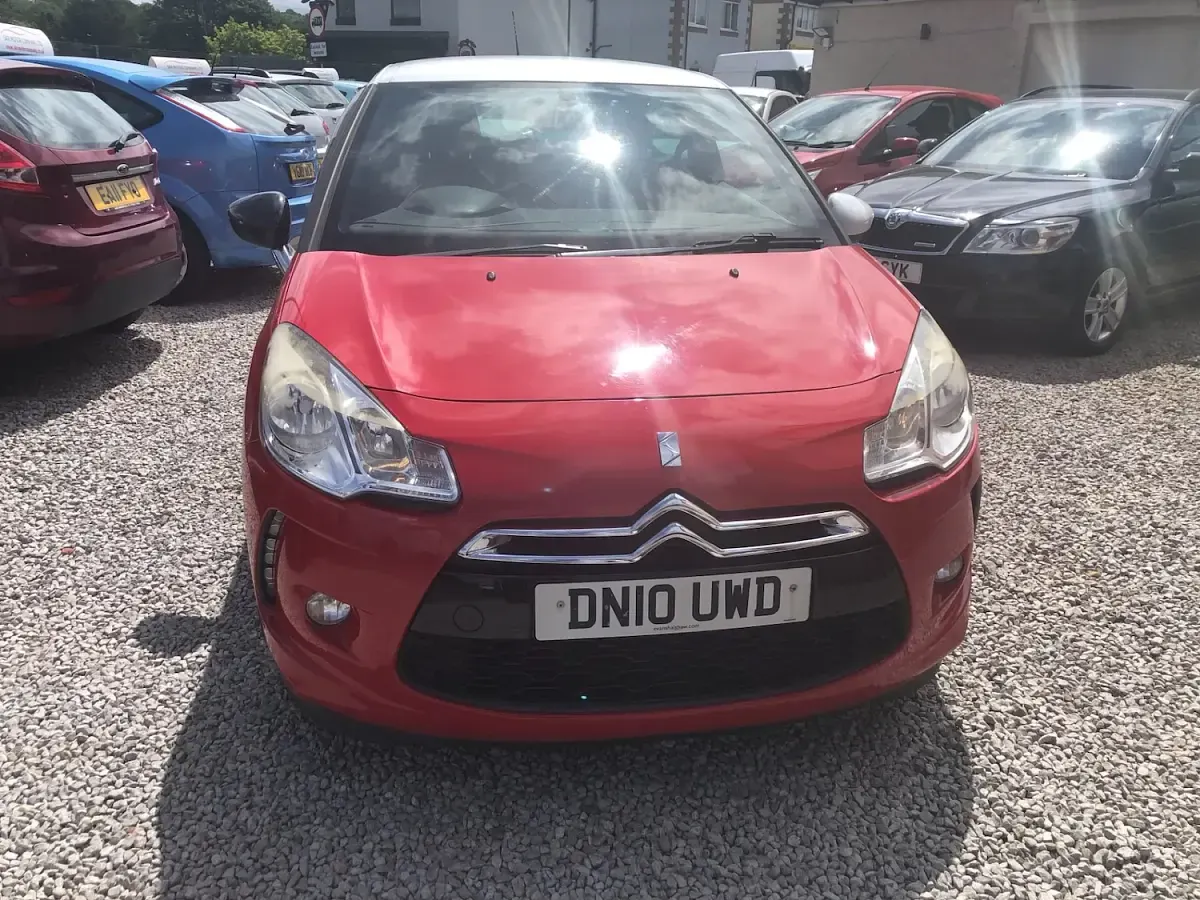 Used Citroën DS3 2010 Red Hatchback