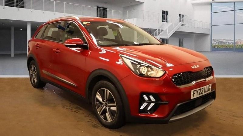 Red Used 2022 Kia Niro 2 SUV | £16,799 (Fair price) - Image 1/4