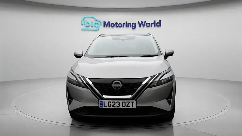 Used Nissan Qashqai N-Connecta 190 HP (139 kW) 2023 Silver SUV