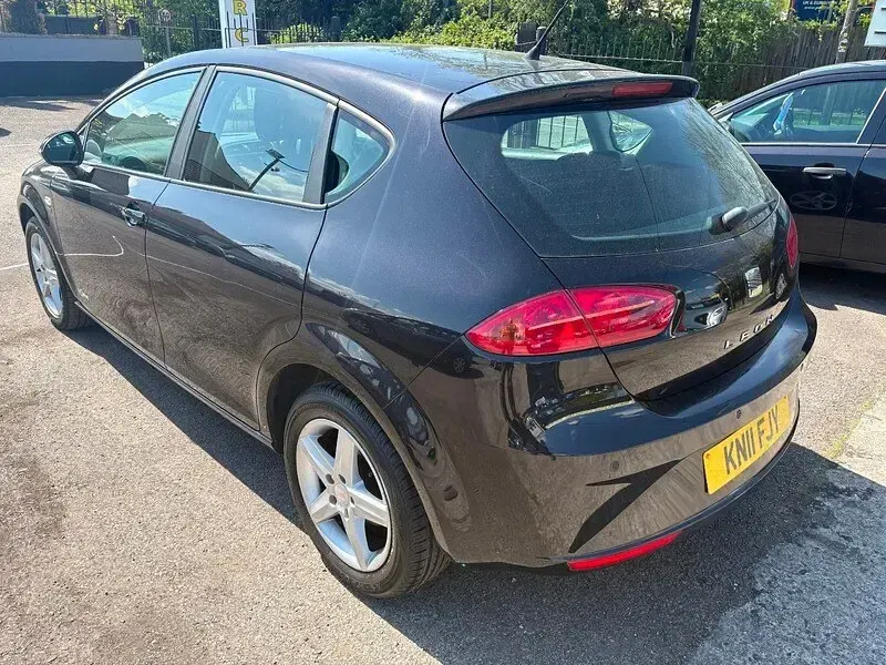 Used Seat Leon Copa 105 HP (77 kW) 2011 Black Hatchback