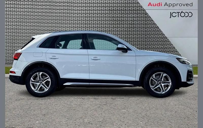 Used Audi Q5 Sport 261 HP (191 kW) 2022 White SUV