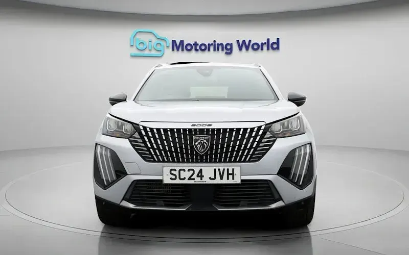 Used Peugeot 2008 Allure 101 HP (74 kW) 2024 Grey SUV