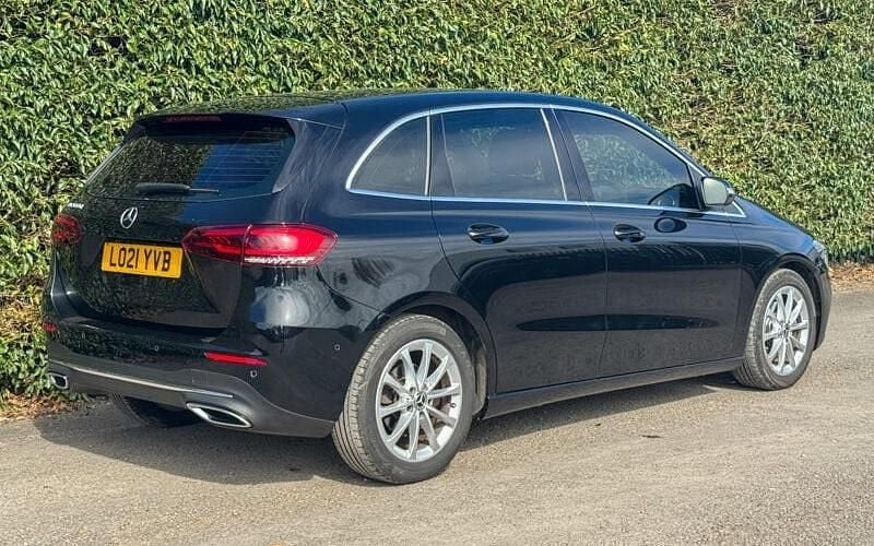 Used Mercedes B200 Executive 150 HP (110 kW) 2021 MPV