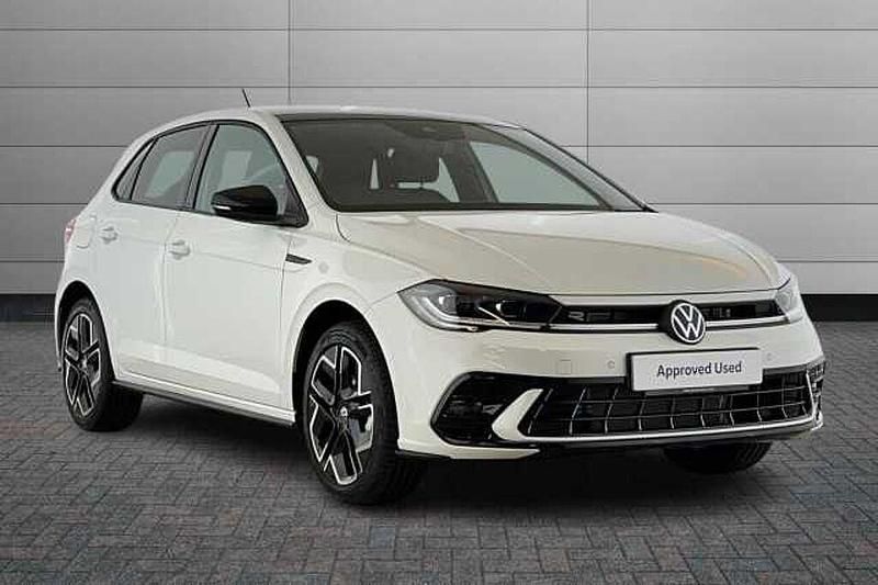 Pure white with black roof New 2025 VW Polo Black Edition Hatchback | £25,690 (Good price) - Image 1/4