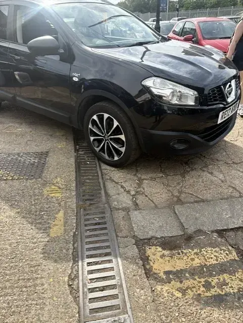Used Nissan Qashqai +2 N-TEC 110 HP (80 kW) 2012 Black SUV