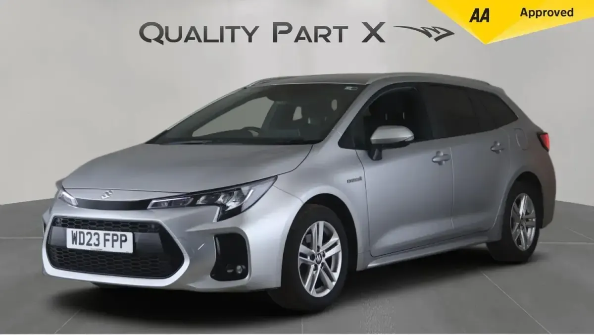 Used Suzuki Swace 140 HP (102 kW) 2023 Silver Estate
