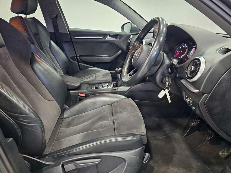 Used Audi A3 Sportback Sport 150 HP (110 kW) 2018 Grey Hatchback