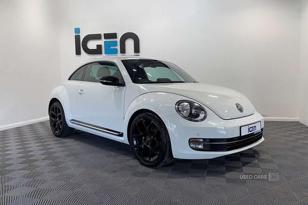 Used VW Beetle Sportline 150 HP (110 kW) 2015 White Hatchback