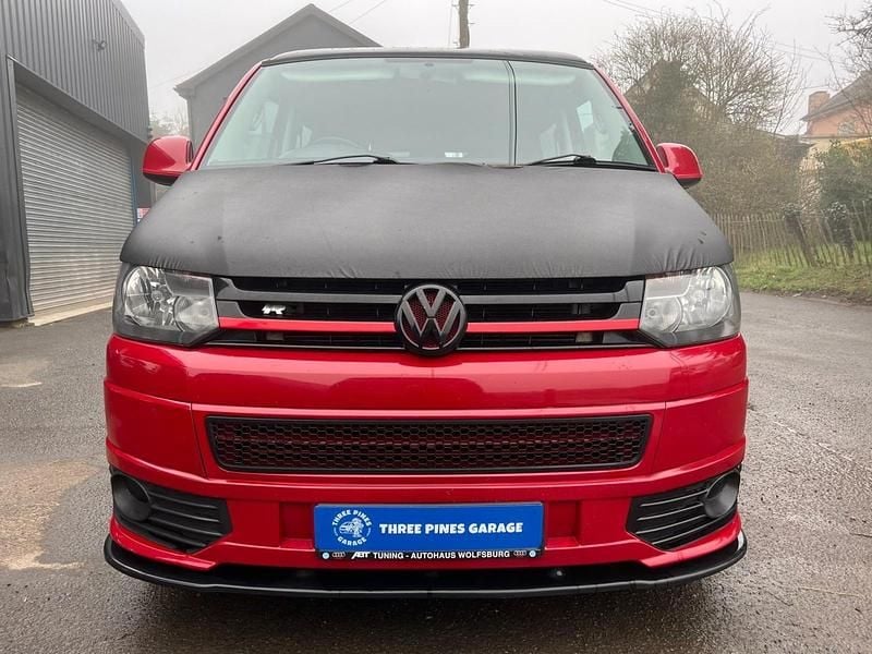 Used VW Transporter 140 HP (102 kW) 2010 Red Van