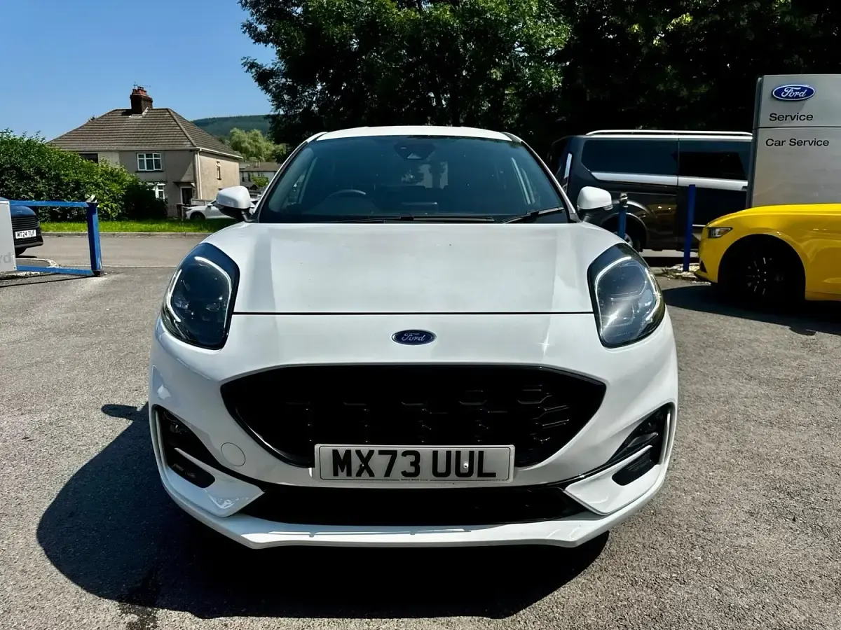 Used Ford Puma ST-Line X 125 HP (91 kW) 2023 White SUV