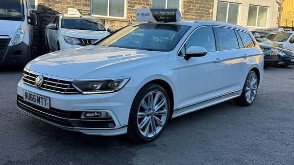 Used VW Passat R-line 150 HP (110 kW) 2015 White Estate