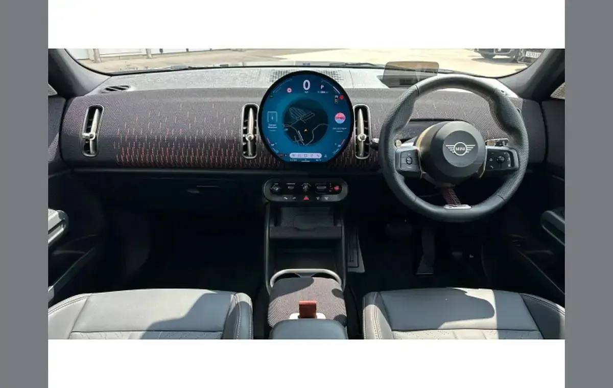 Used Mini Countryman Sport 214 HP (157 kW) 2025 Black SUV