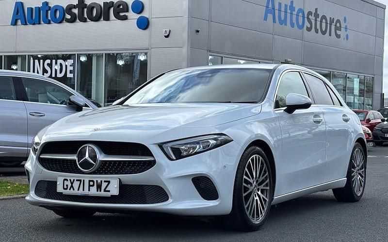 Używany Mercedes A180 Executive 136 KM (100 kW) 2022 Hatchback