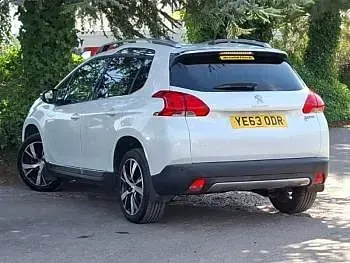 Used Peugeot 2008 92 HP (67 kW) 2013 White SUV