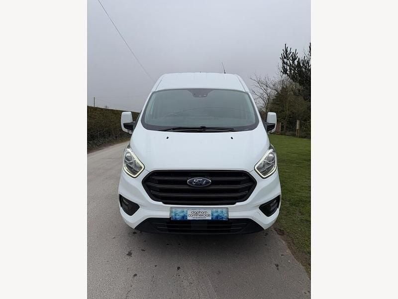 Used Ford Transit Custom Trend 105 HP (77 kW) 2021 White Van
