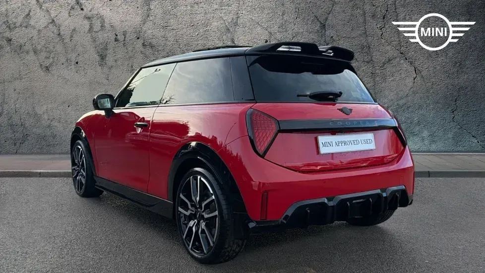 Used Mini Cooper S Hatch 201 HP (147 kW) 2024 Red Hatchback