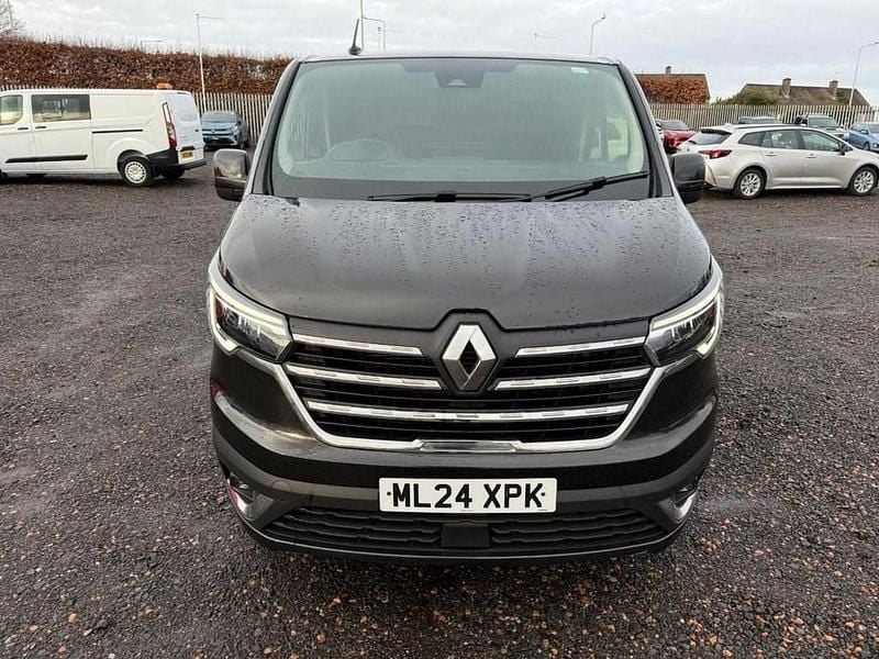 Used Renault Trafic 150 HP (110 kW) 2024 Black MPV