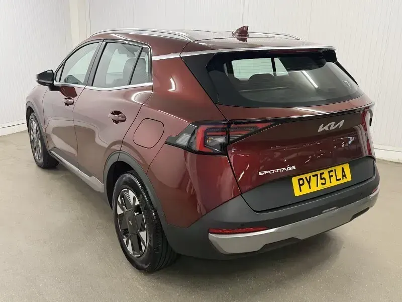 Used Kia Sportage 150 HP (110 kW) 2026 Red SUV